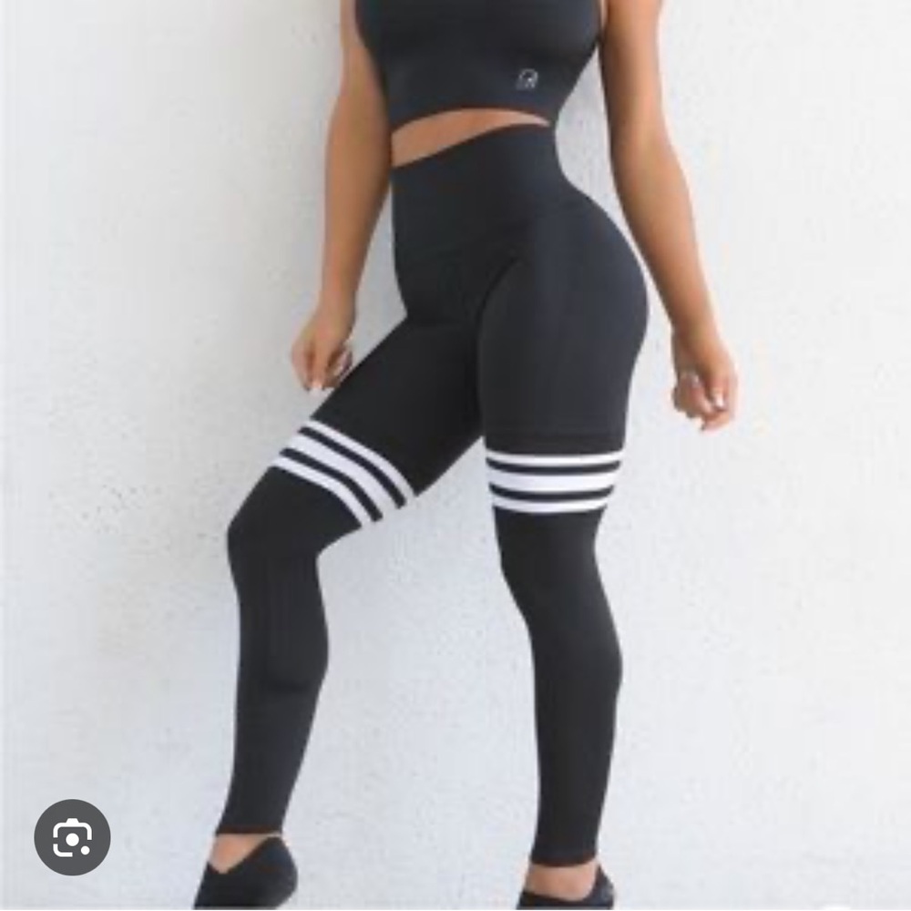 Bombshell Sportswear Thigh high solid midnight